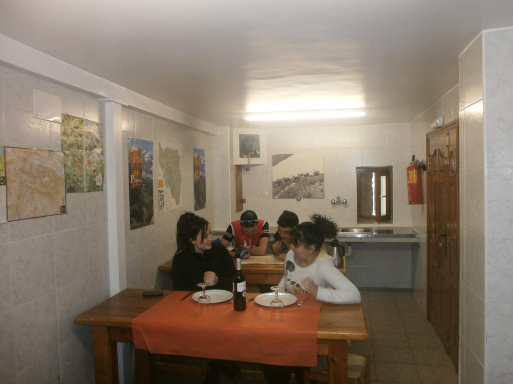 Auberge de jeunesse Refugio Lucien Briet à Torla Chambre photo